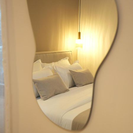 Nea Deluxe Apart-Hotel Tirana Esterno foto