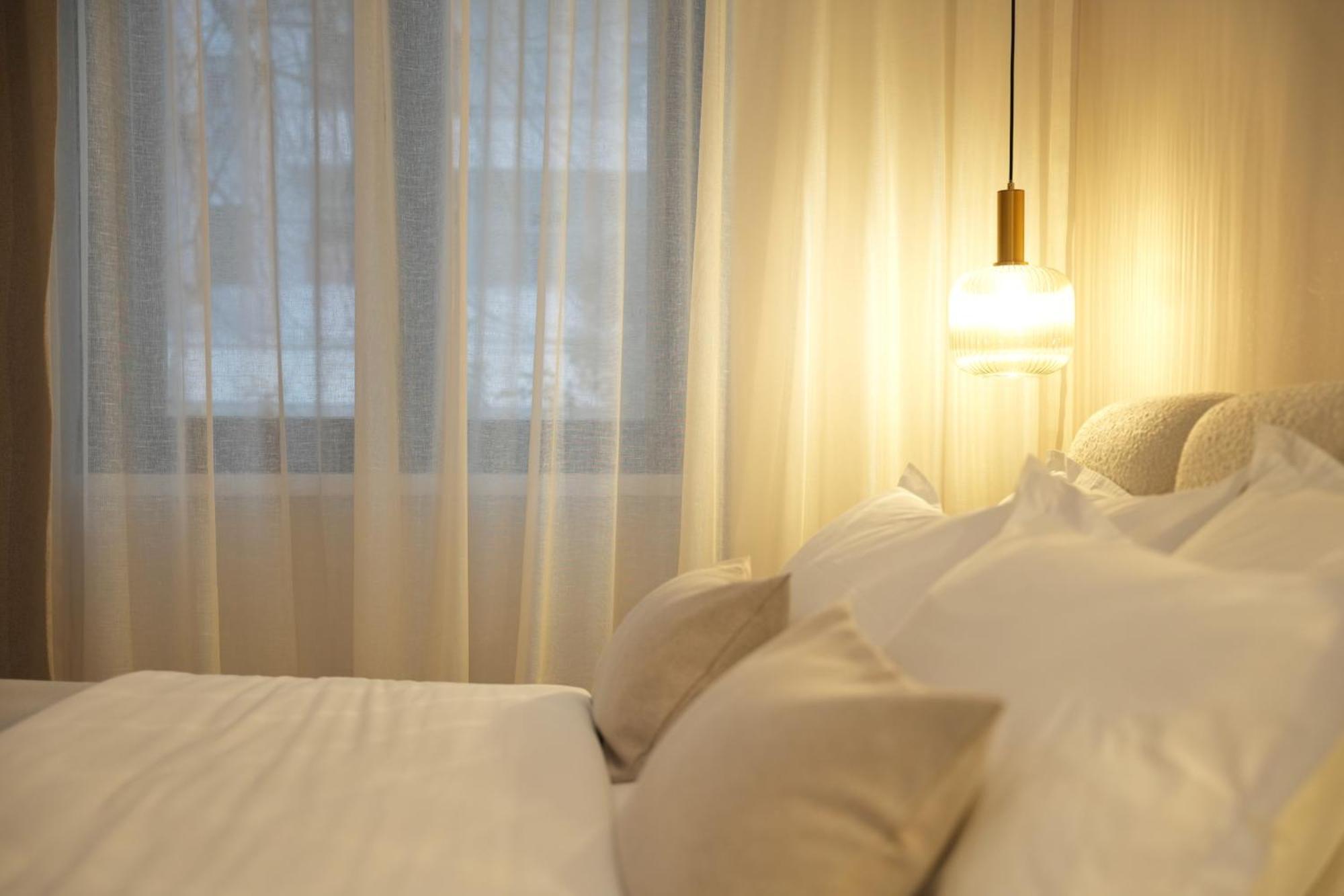 Nea Deluxe Apart-Hotel Tirana Esterno foto